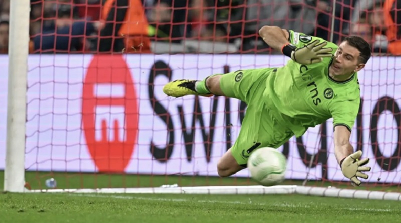 Amy Martinez, gardienne de but d'Aston Villa