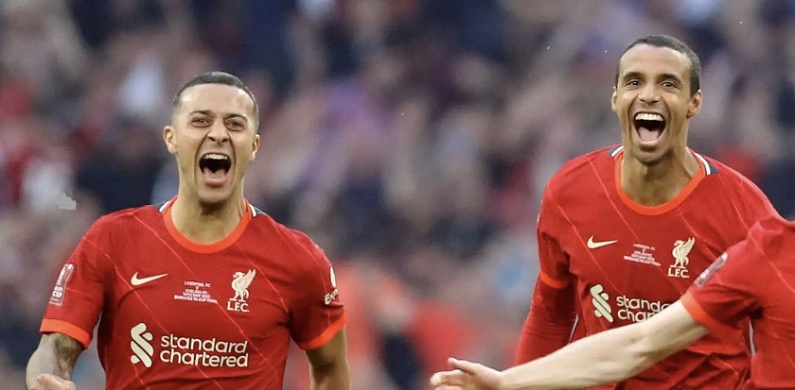 Thiago Alcantara et Joel Matip